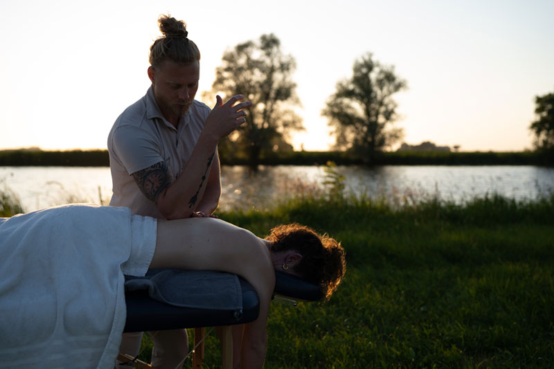 Moet een massage pijn doen?